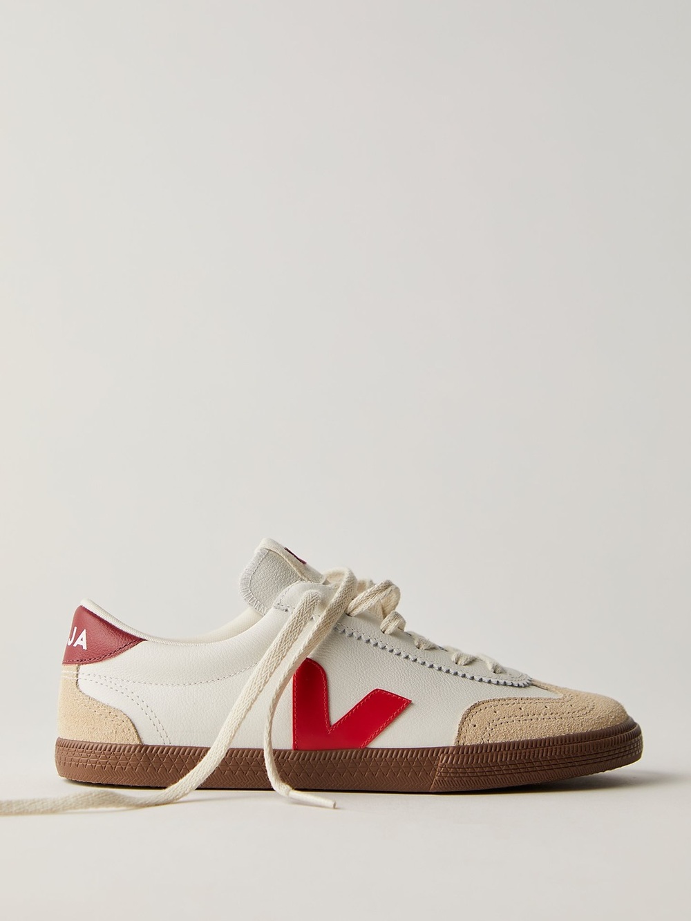 NWT VEJA VOLLEY SNEAKERS - Picture 3 of 9
